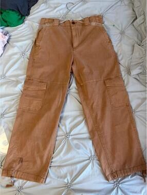 NWT Old Navy Cargo pants sz M